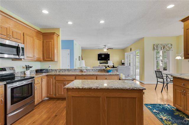 417 Farrar Lndg, North Prince George, VA 23860