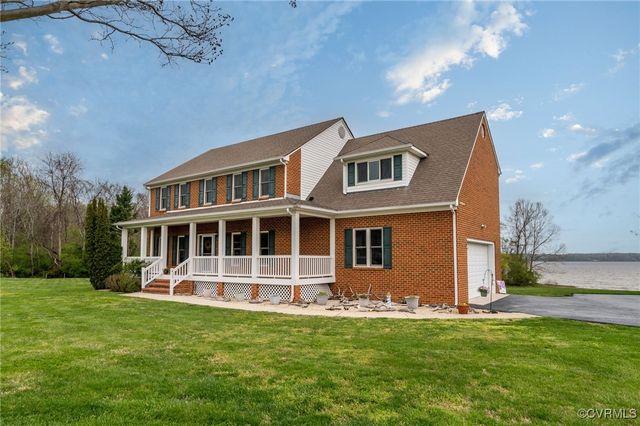417 Farrar Lndg, North Prince George, VA 23860