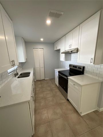 1379 BURNLEY COURT, Kissimmee, FL 34758