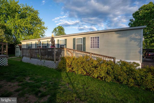 129 MIMOSA DR, York, PA 17402