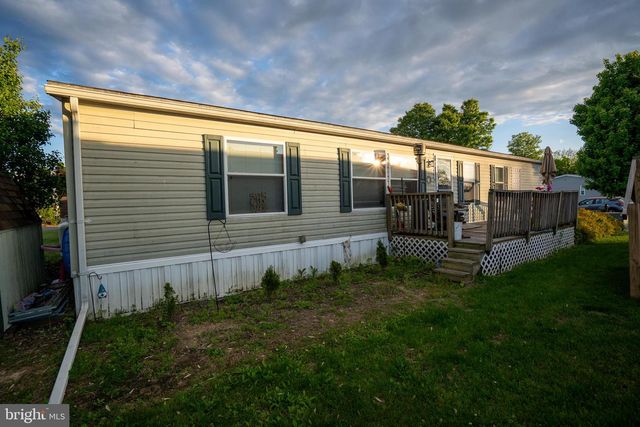 129 MIMOSA DR, York, PA 17402