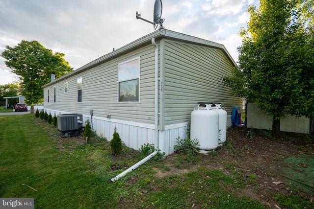 129 MIMOSA DR, York, PA 17402