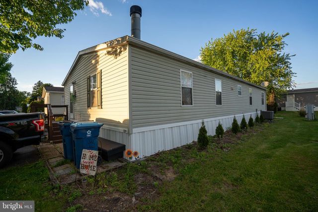 129 MIMOSA DR, York, PA 17402