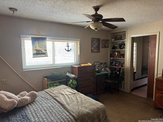 7084 Richter, Elmendorf, TX 78112