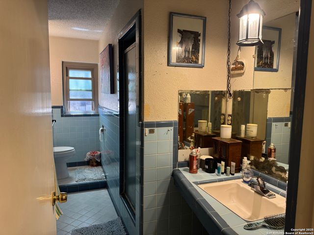 7084 Richter, Elmendorf, TX 78112