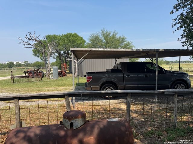 7084 Richter, Elmendorf, TX 78112
