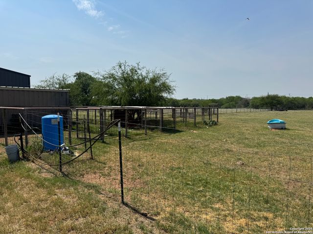 7084 Richter, Elmendorf, TX 78112