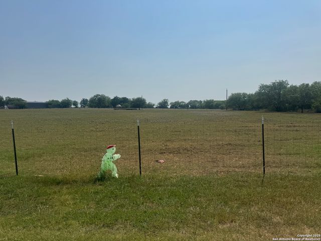 7084 Richter, Elmendorf, TX 78112