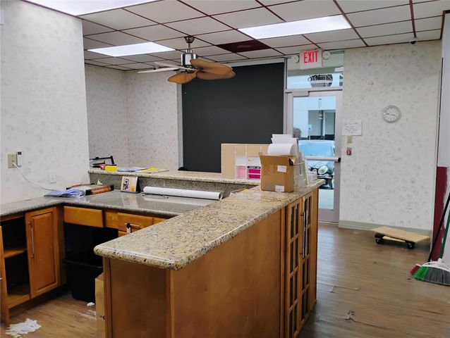 9788 Clarewood Drive 105, Houston, TX 77036