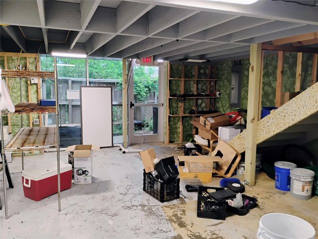 9788 Clarewood Drive 105, Houston, TX 77036