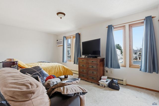 340 44TH, Rapid City, SD 57702