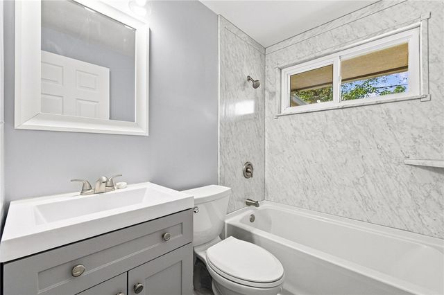 314 Enxing Avenue, West Carrollton, OH 45449
