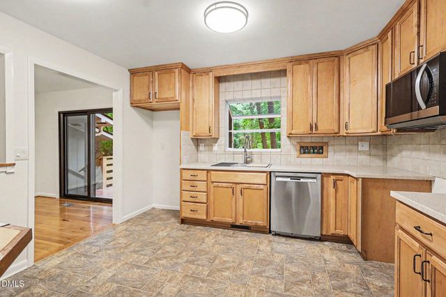 108 Highland Drive, Chapel Hill, NC 27514
