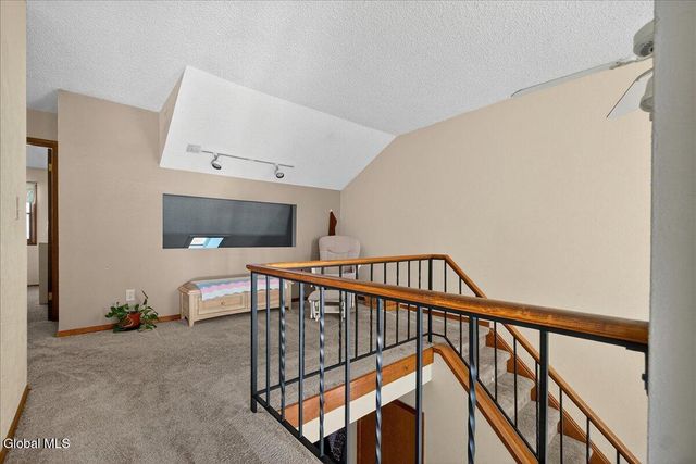 22 Lexington Drive, Clifton Park, NY 12065