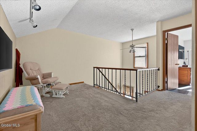 22 Lexington Drive, Clifton Park, NY 12065