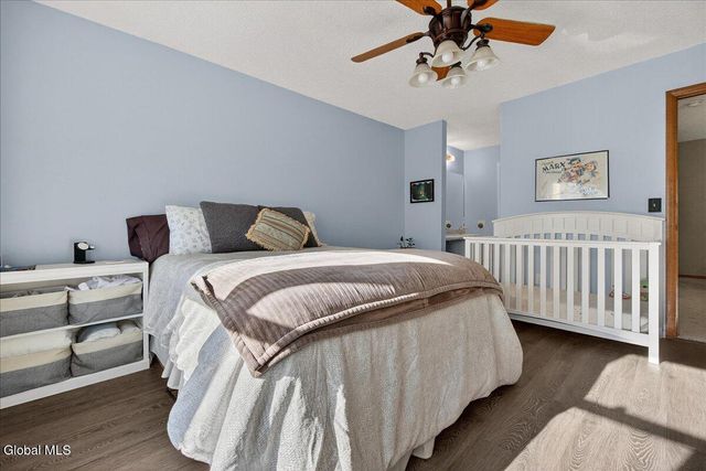 22 Lexington Drive, Clifton Park, NY 12065