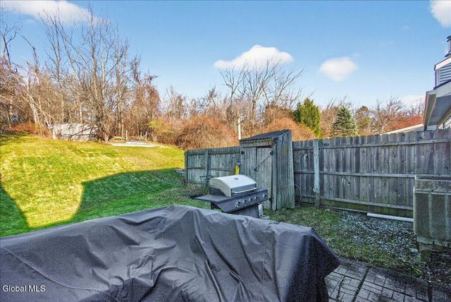 22 Lexington Drive, Clifton Park, NY 12065