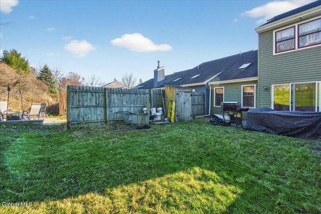 22 Lexington Drive, Clifton Park, NY 12065