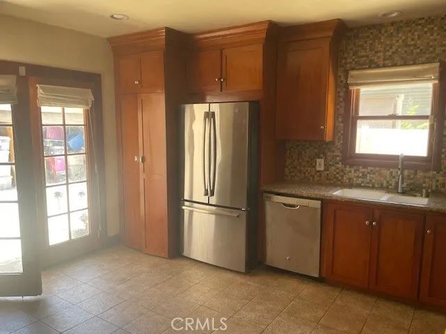 165 Lincoln, Pomona, CA 91767