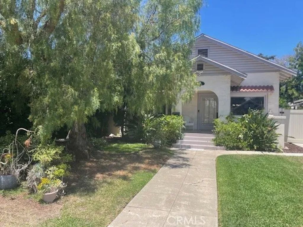 165 Lincoln, Pomona, CA 91767