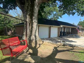 3903 Highway 231, Laceys Spring, AL 35754