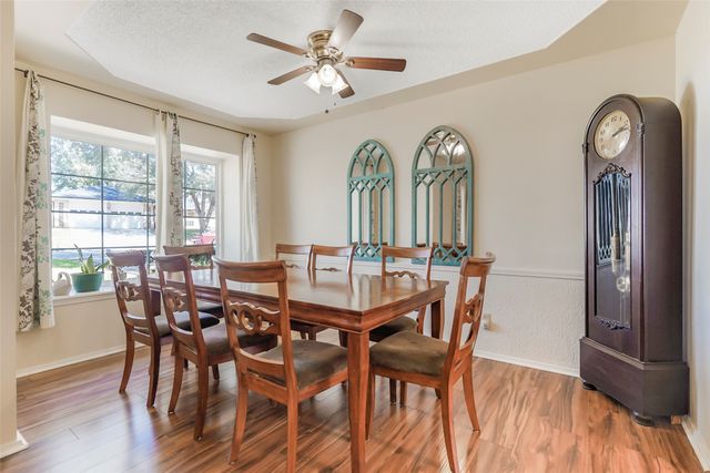 1822 E Cedar Elm Drive, Arlington, TX 76012