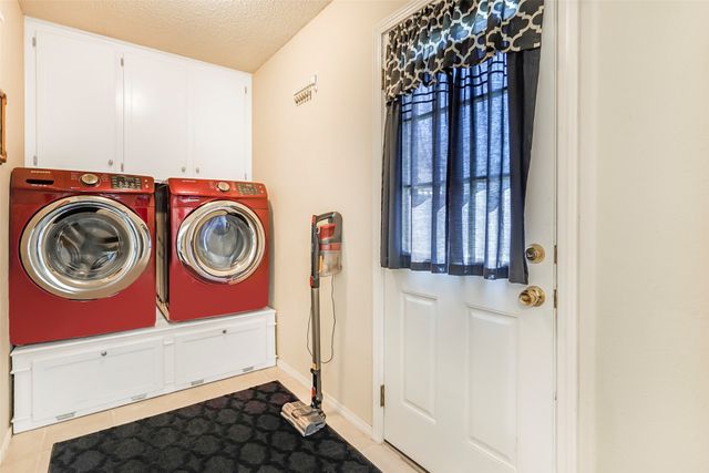 1822 E Cedar Elm Drive, Arlington, TX 76012