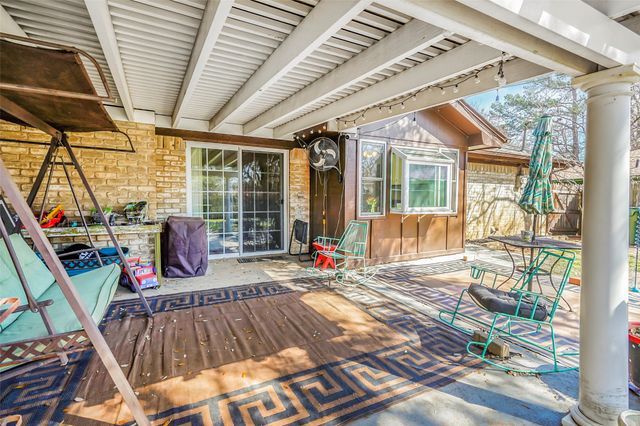 1822 E Cedar Elm Drive, Arlington, TX 76012