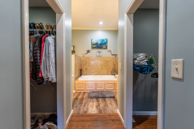 5725 Wayland Springs Rd, Iron City, TN 38463