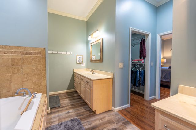 5725 Wayland Springs Rd, Iron City, TN 38463