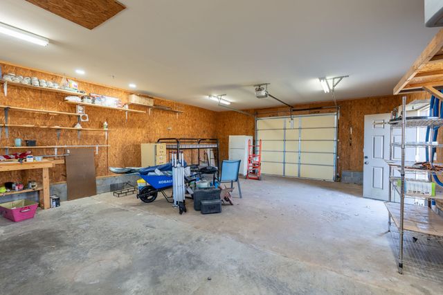 5725 Wayland Springs Rd, Iron City, TN 38463