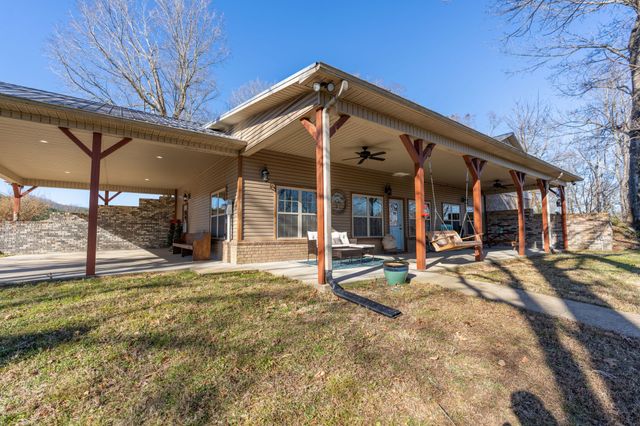 5725 Wayland Springs Rd, Iron City, TN 38463