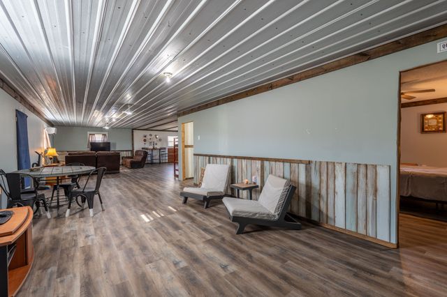 5725 Wayland Springs Rd, Iron City, TN 38463