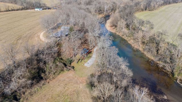 5725 Wayland Springs Rd, Iron City, TN 38463