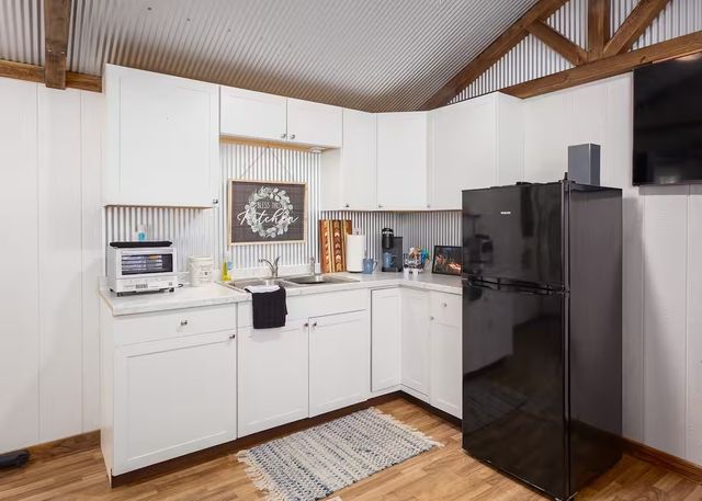 5725 Wayland Springs Rd, Iron City, TN 38463