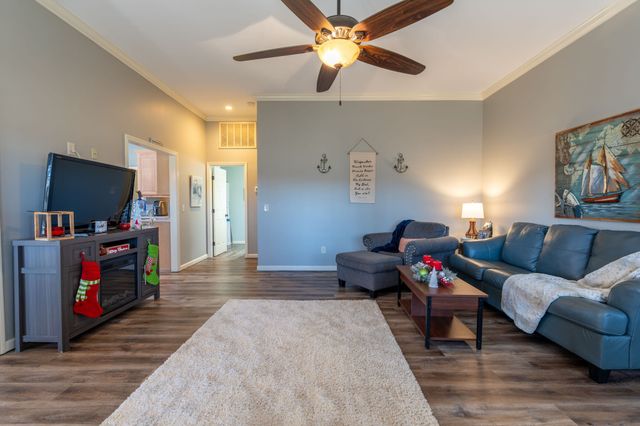 5725 Wayland Springs Rd, Iron City, TN 38463