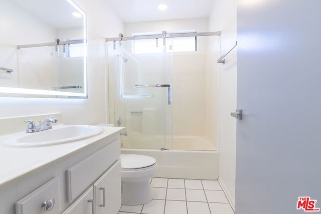 1931 Malcolm Avenue 201, Los Angeles, CA 90025