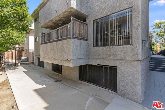 1931 Malcolm Avenue 201, Los Angeles, CA 90025