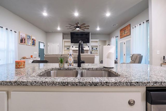 44008 Silver Spur, Shawnee, OK 74801