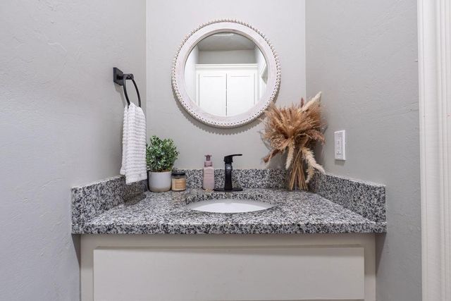 44008 Silver Spur, Shawnee, OK 74801