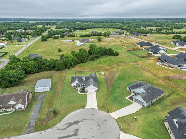 44008 Silver Spur, Shawnee, OK 74801