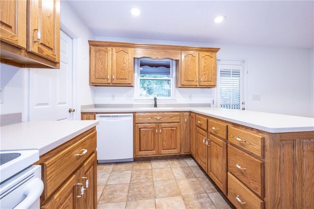 7 Lakeview Circle, Ellijay, GA 30536