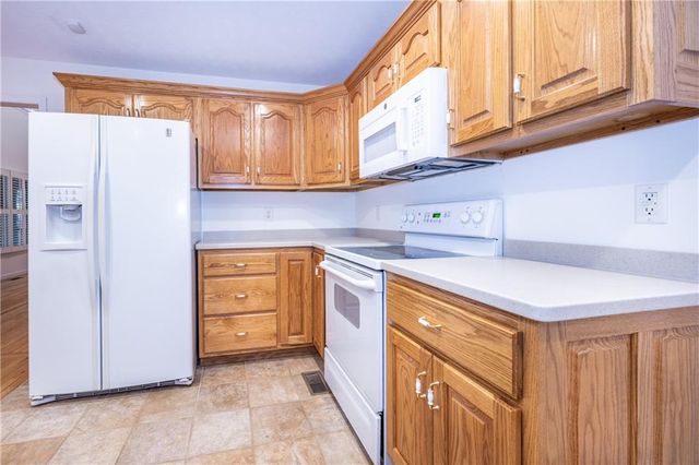 7 Lakeview Circle, Ellijay, GA 30536