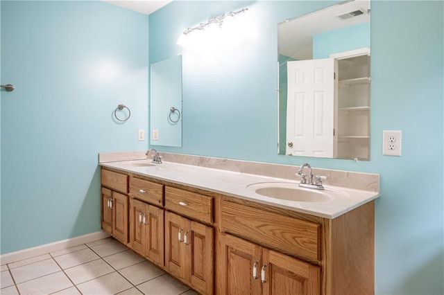 7 Lakeview Circle, Ellijay, GA 30536