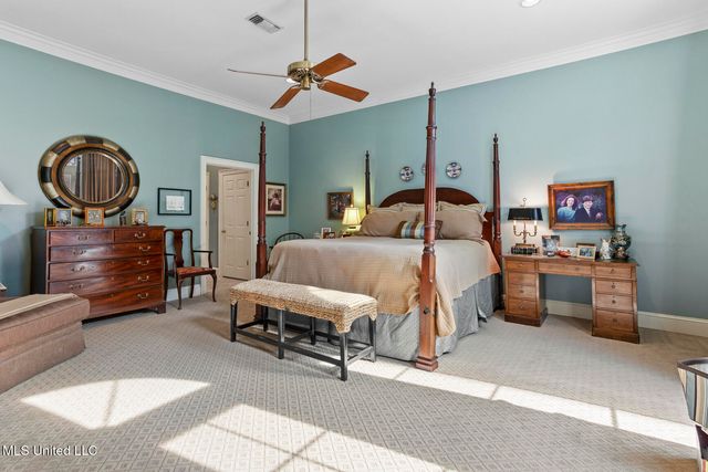 450 Saint Andrews Drive, Jackson, MS 39211