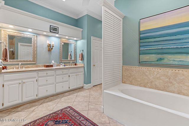 450 Saint Andrews Drive, Jackson, MS 39211