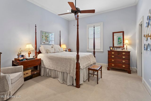 450 Saint Andrews Drive, Jackson, MS 39211