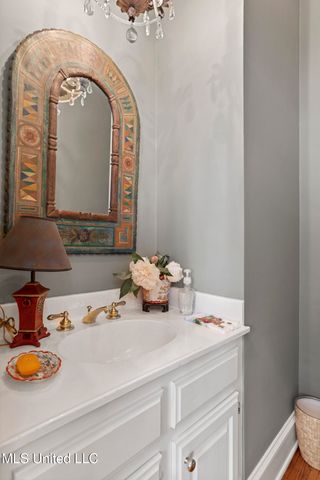 450 Saint Andrews Drive, Jackson, MS 39211