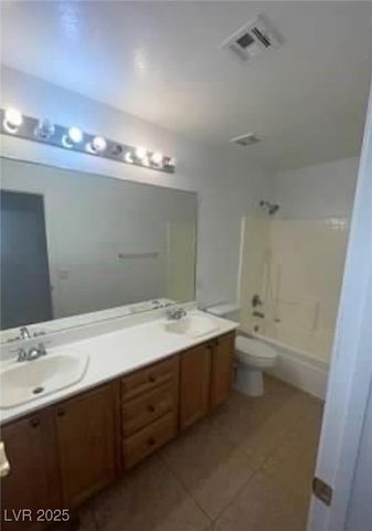 7879 Villa Pintura Avenue, Las Vegas, NV 89131