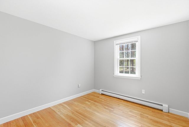 15 May Elm Ln, Norwell, MA 02061